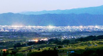 写真１１０９０８－２：姨捨の夜景。