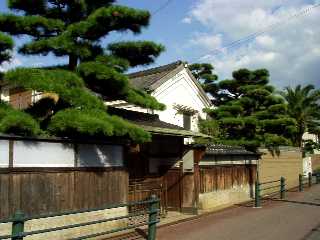 写真６－１：羽衣の和風屋敷。