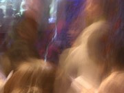 動いてて撮れねー！