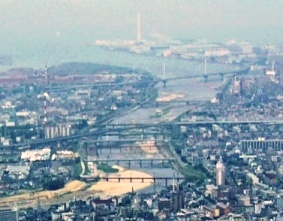 写真１−６：大和川河口の遠景。