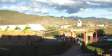写真１５－１：チベット・レストランからの眺望。
