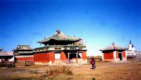 写真７−１：モンゴル族の寺、エルデニ・ゾー。