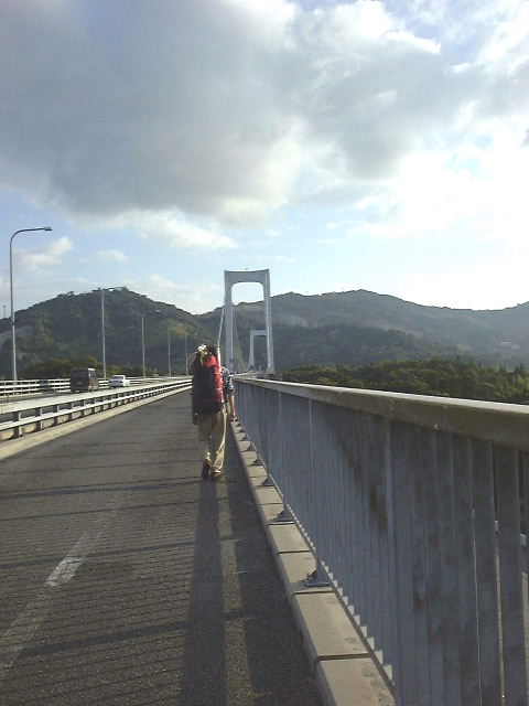 哇勴