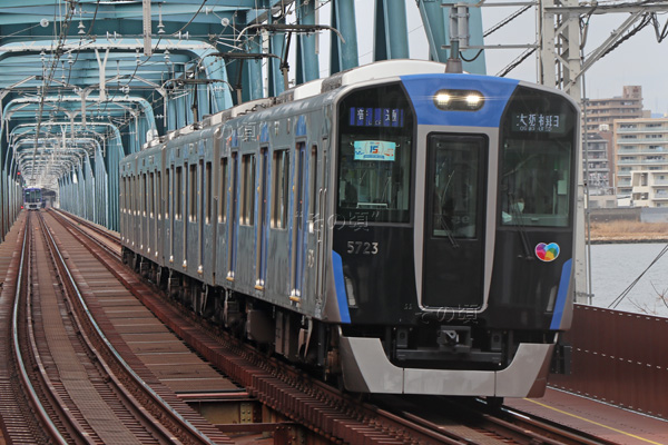 5700系