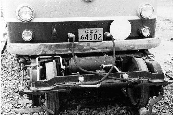 道路鉄道両用バス