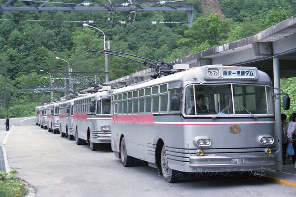 トロリーバス