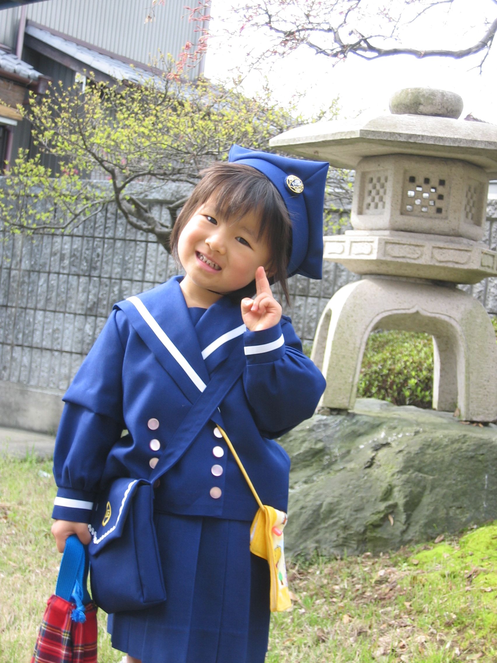 大門幼稚園 女子制服 その他一式 - 埼玉県の家具