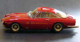 lusso02s.JPG (37389 oCg)