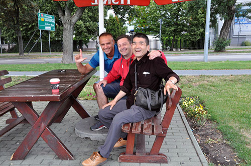 �o���g3��