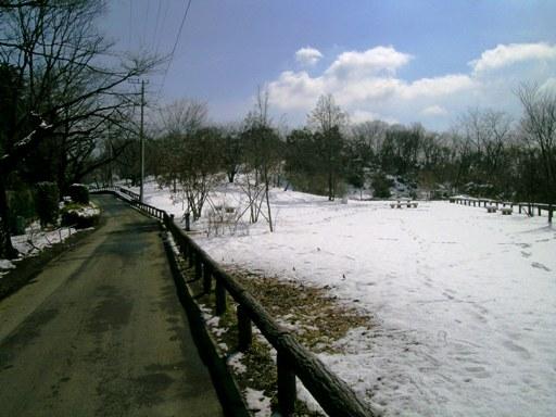 六道山公園広場　雪